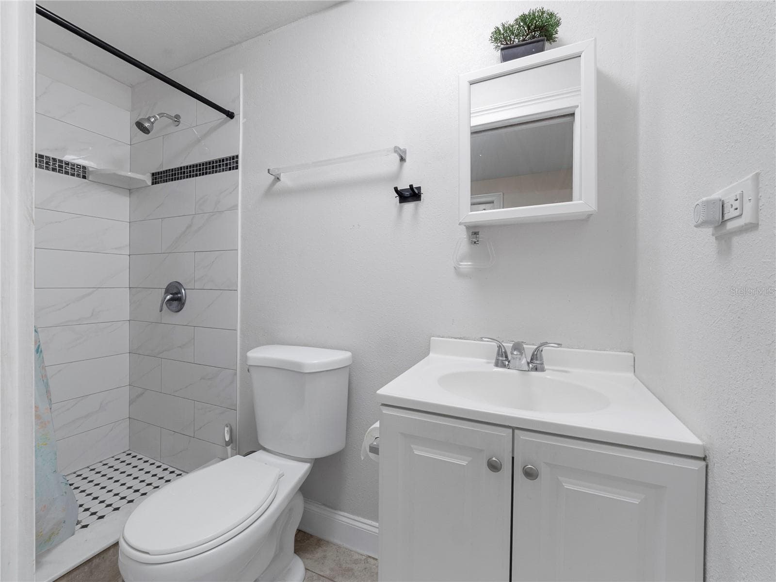 Single Family Residence at 4535 W MINNEHAHA ST, TAMPA, photo 24 of 30