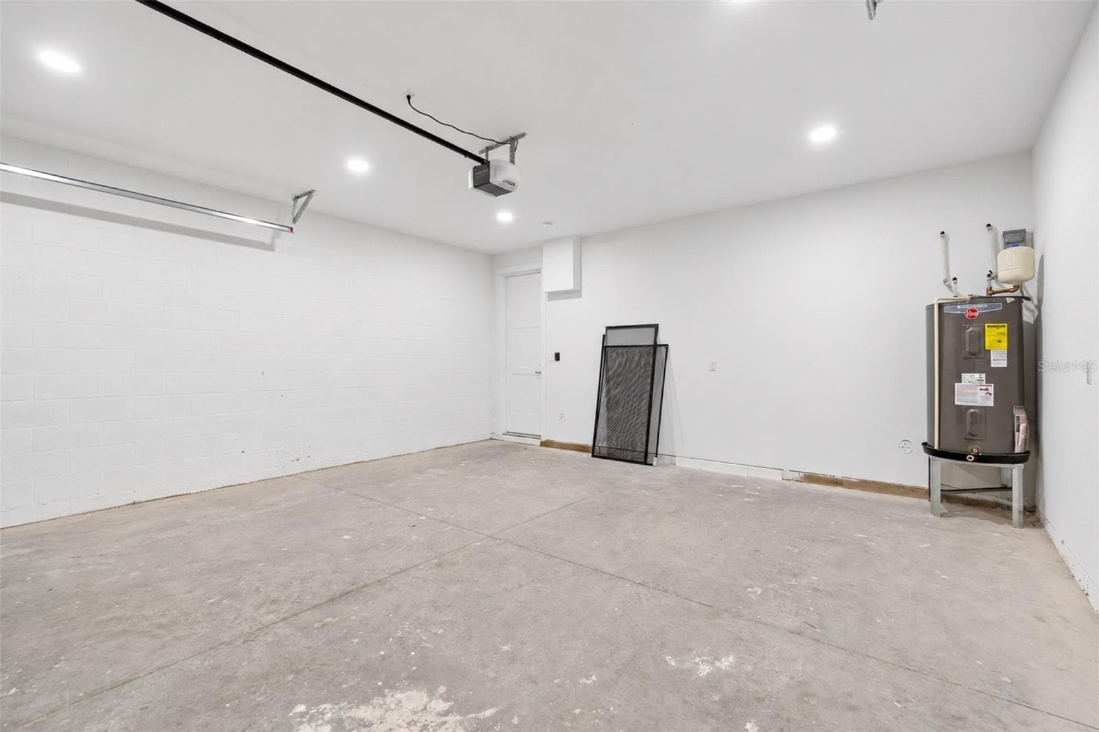 Single Family Residence at 6401 S RICHARD AVE, TAMPA, photo 23 of 74