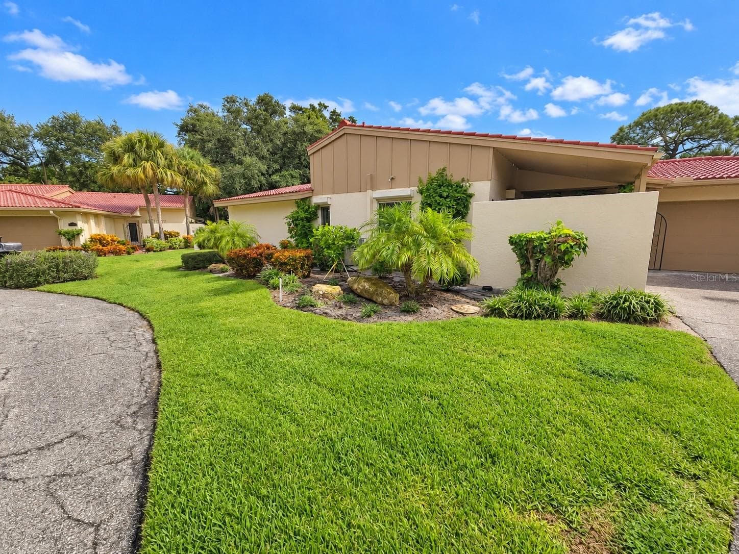 Condominium at 3706 SUN EAGLE LN #17B, BRADENTON, photo 2 of 26