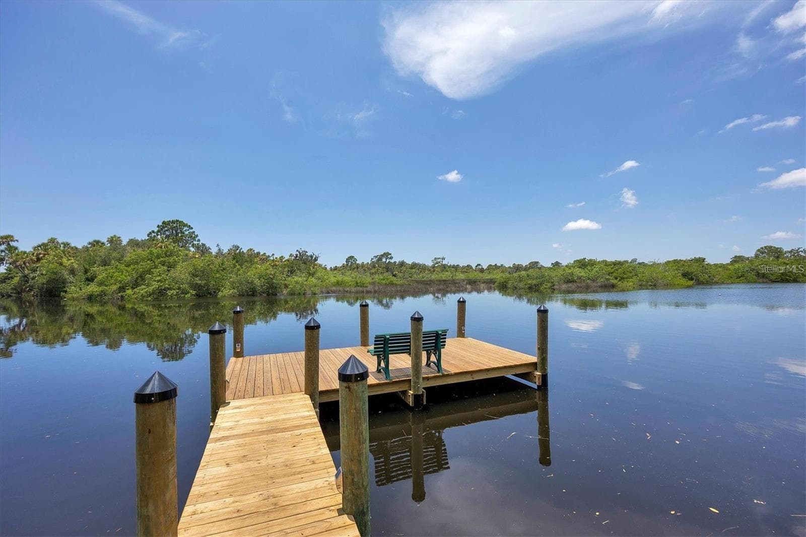 Single Family Residence at 5903 RIVER FOREST CIR, BRADENTON, photo 12 of 14
