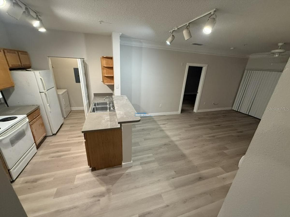 Condominium at 4207 S DALE MABRY HWY #11201, TAMPA, photo 4 of 26