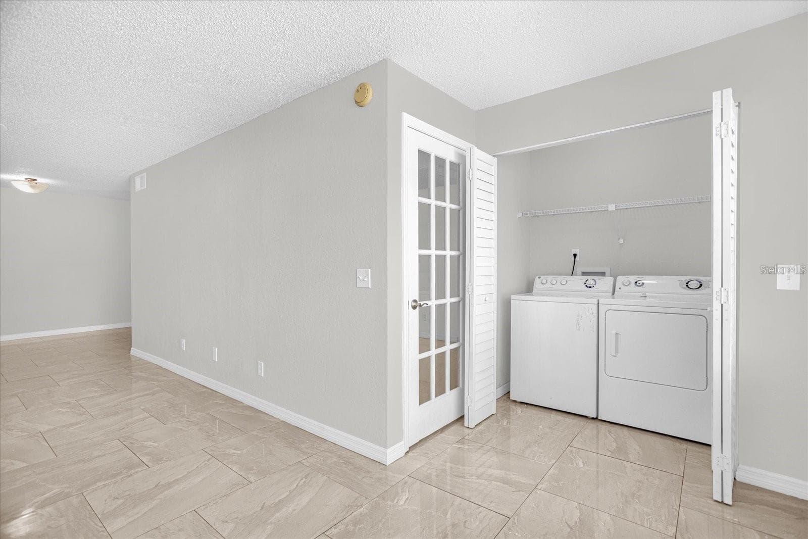 Condominium at 5132 CONROY RD #928, ORLANDO, photo 5 of 16