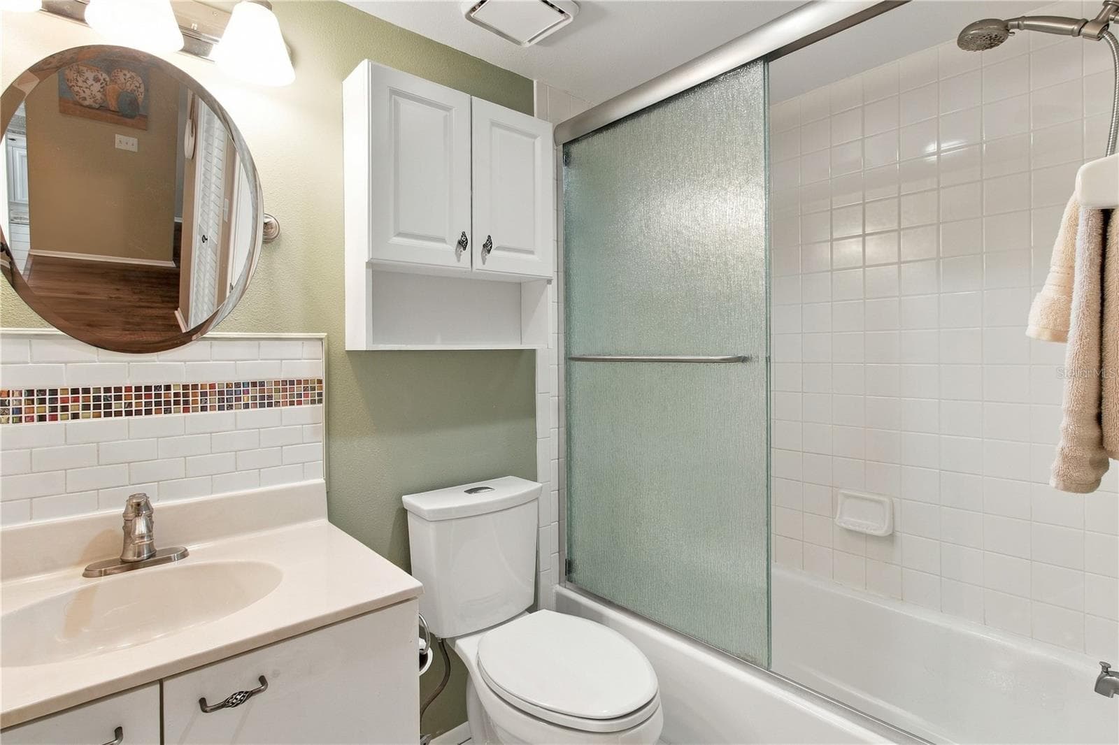 Main bath - 3780 PINEBROOK CIR #307, BRADENTON