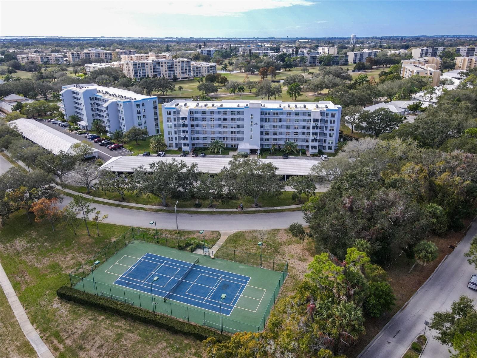 Tennis and pickleball - 3780 PINEBROOK CIR #307, BRADENTON