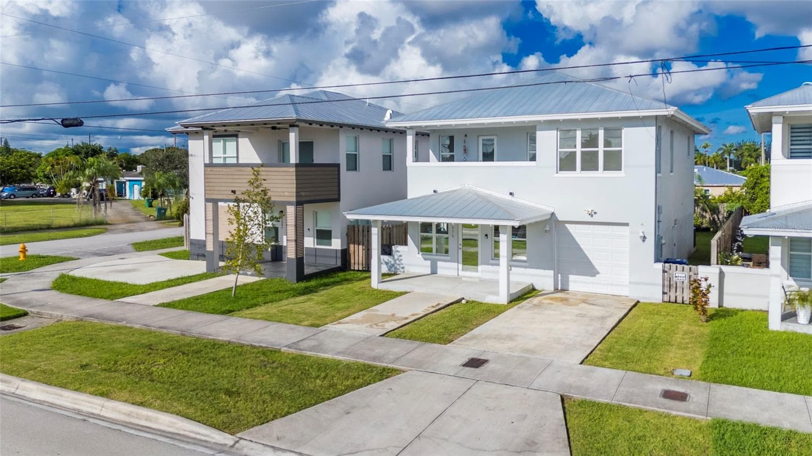 Single Family Residence at 17970 SW 105TH AVE, MIAMI, photo 4 of 55