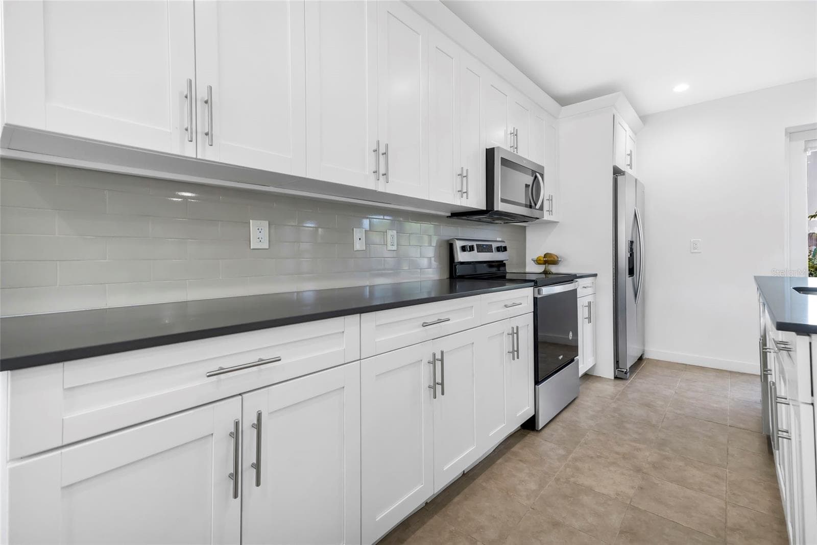 Single Family Residence at 17970 SW 105TH AVE, MIAMI, photo 12 of 55