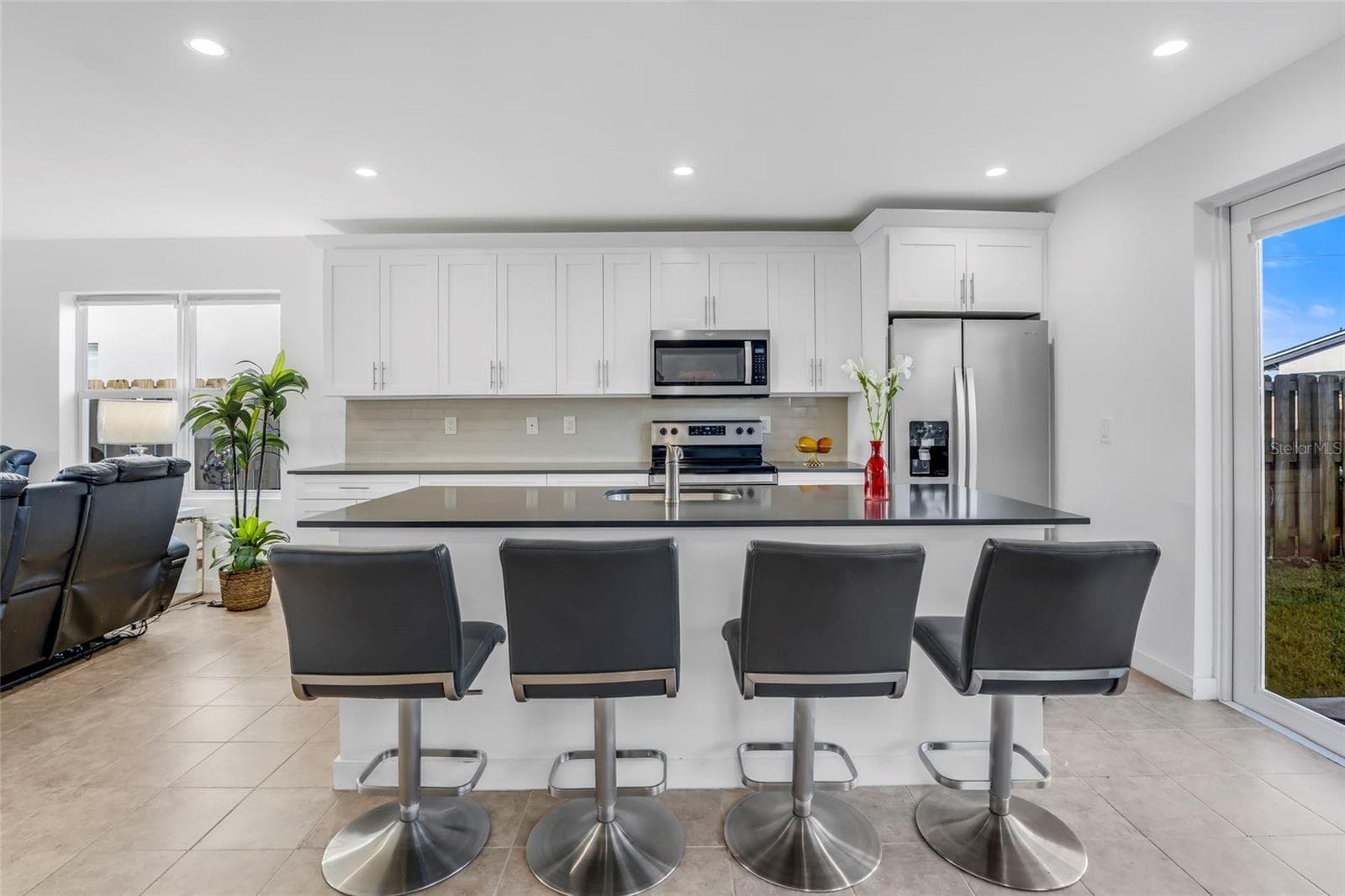 Single Family Residence at 17970 SW 105TH AVE, MIAMI, photo 15 of 55