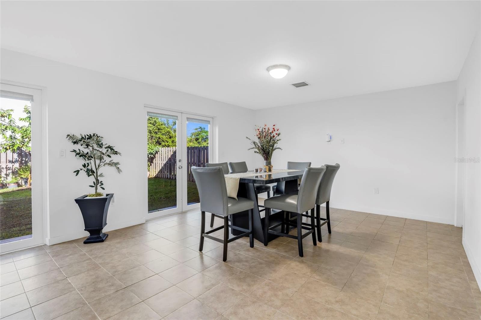 Single Family Residence at 17970 SW 105TH AVE, MIAMI, photo 17 of 55