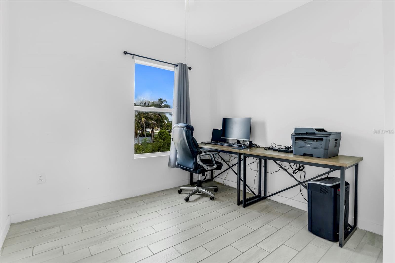 Single Family Residence at 17970 SW 105TH AVE, MIAMI, photo 29 of 55