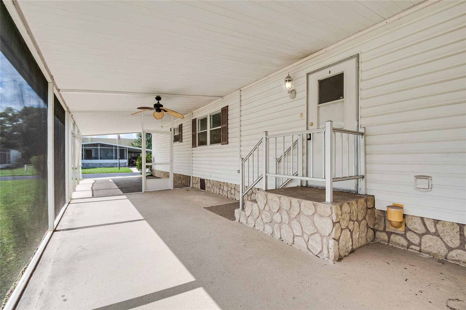 Manufactured Home at 2537 LONGPINE LN, ST CLOUD, photo 42 of 45