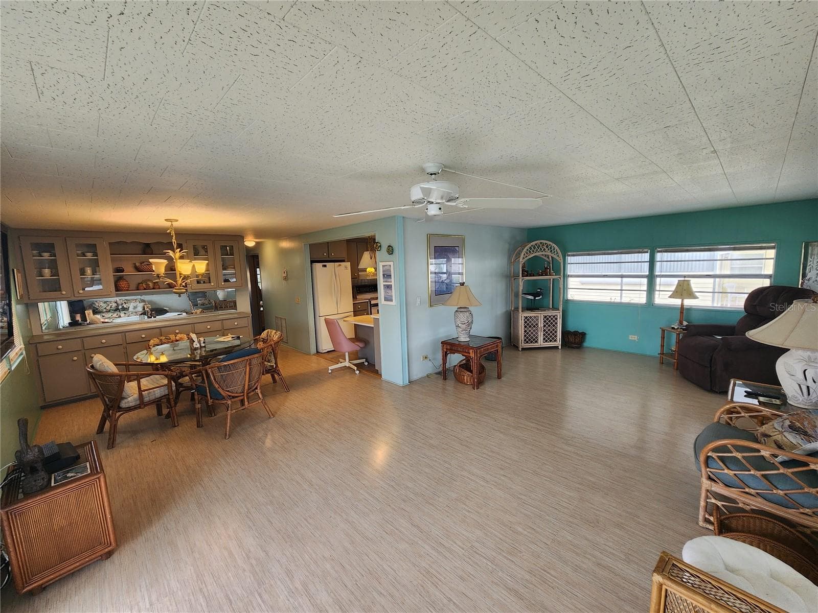 View from Living Room - 5317 CHATEAU LN, BRADENTON