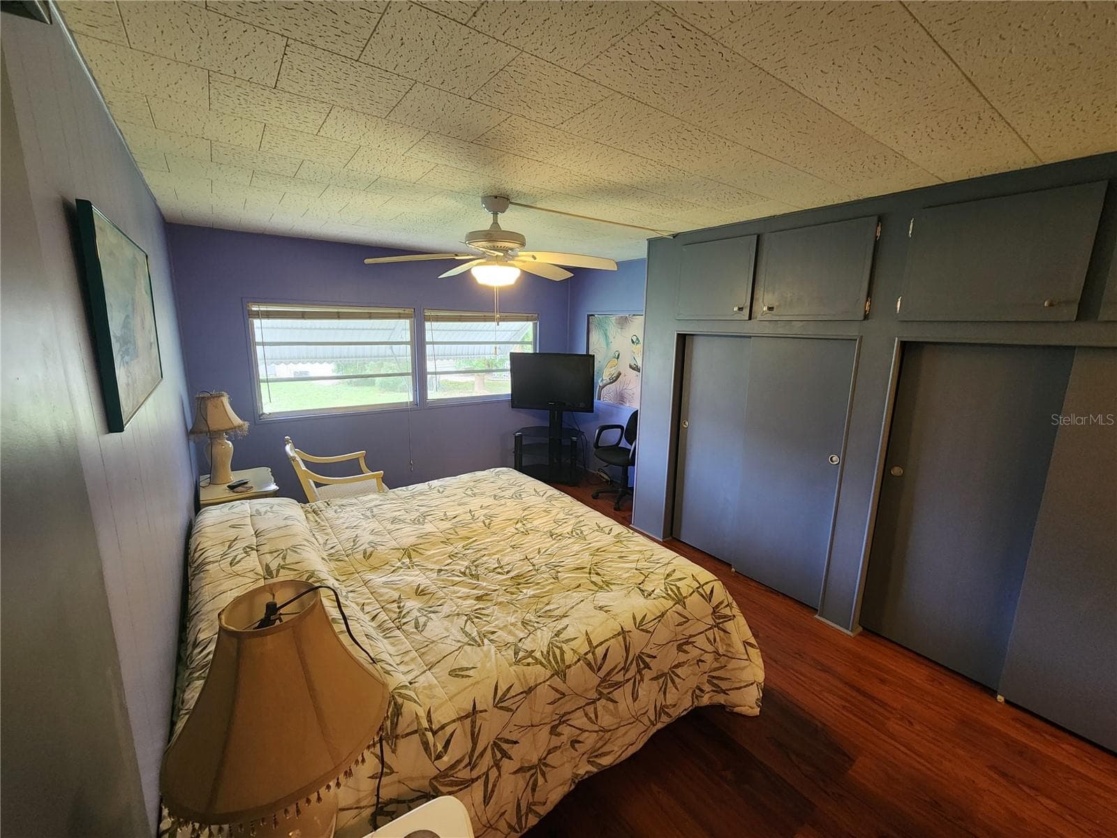 Primary Bedroom w/lots of storage - 5317 CHATEAU LN, BRADENTON
