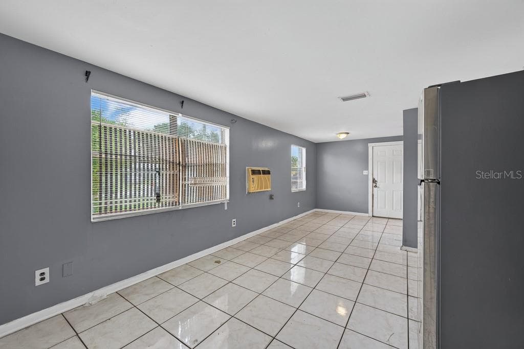 Single Family Residence at 5016 S 85TH ST, TAMPA, photo 9 of 53