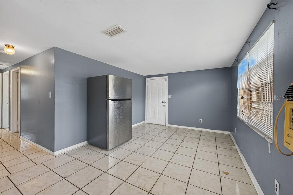 Single Family Residence at 5016 S 85TH ST, TAMPA, photo 10 of 53