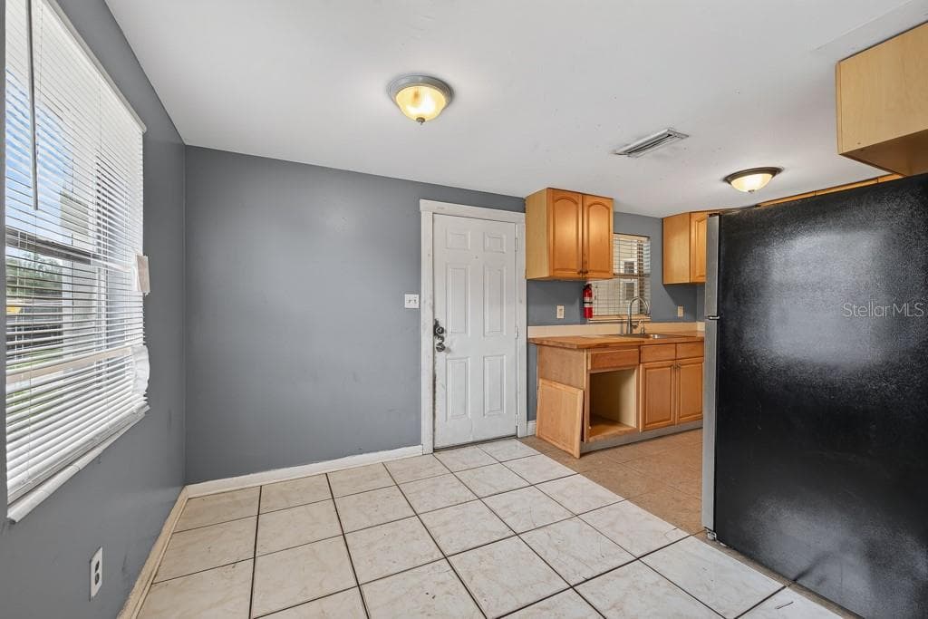 Single Family Residence at 5016 S 85TH ST, TAMPA, photo 12 of 53