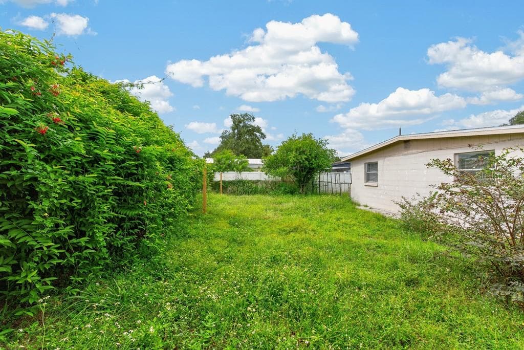 Single Family Residence at 5016 S 85TH ST, TAMPA, photo 37 of 53