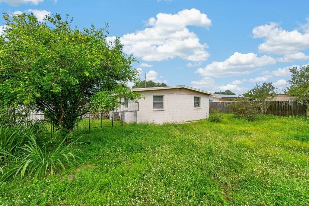 Single Family Residence at 5016 S 85TH ST, TAMPA, photo 40 of 53