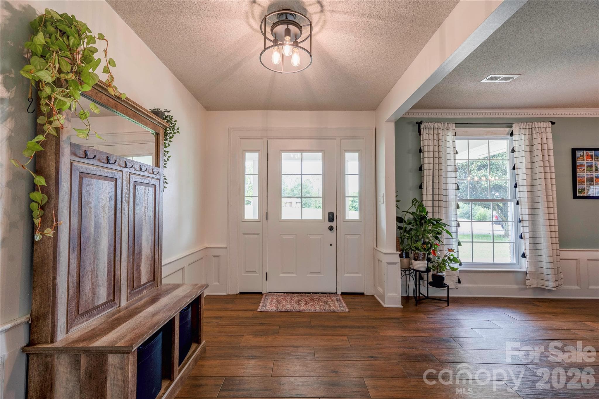 Foyer - 129 Church View Drive, Lawndale