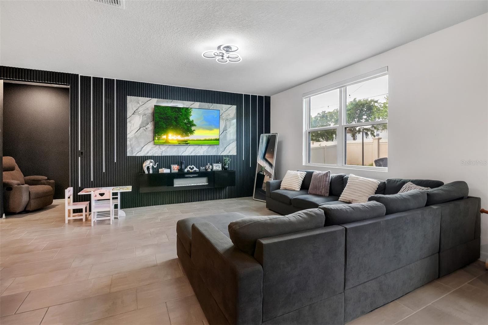 Single Family Residence at HAMMOCK RESRVE PH 1, HAINES CITY, photo 10 of 27