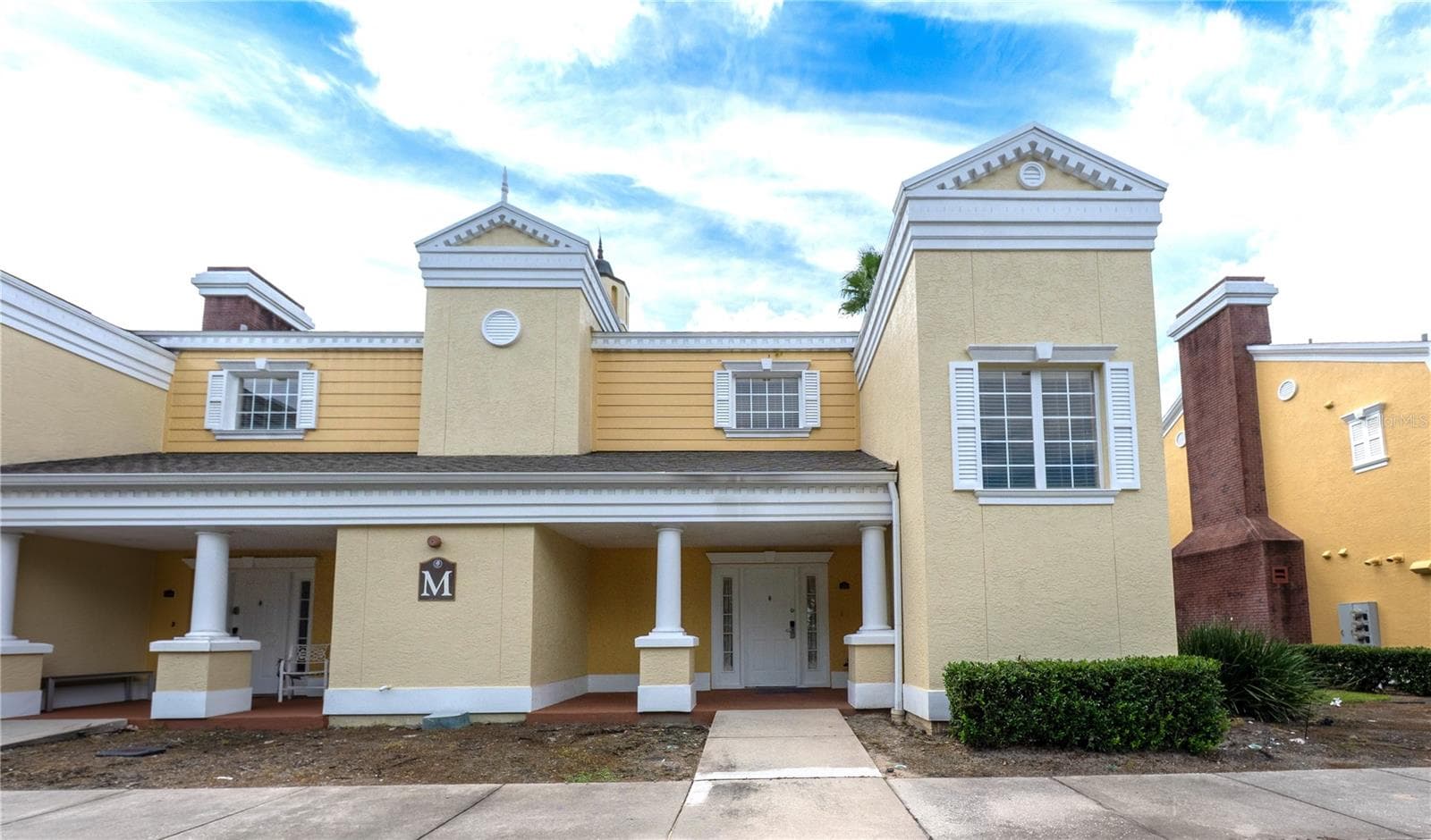 1304 SEVEN EAGLES CT #1304