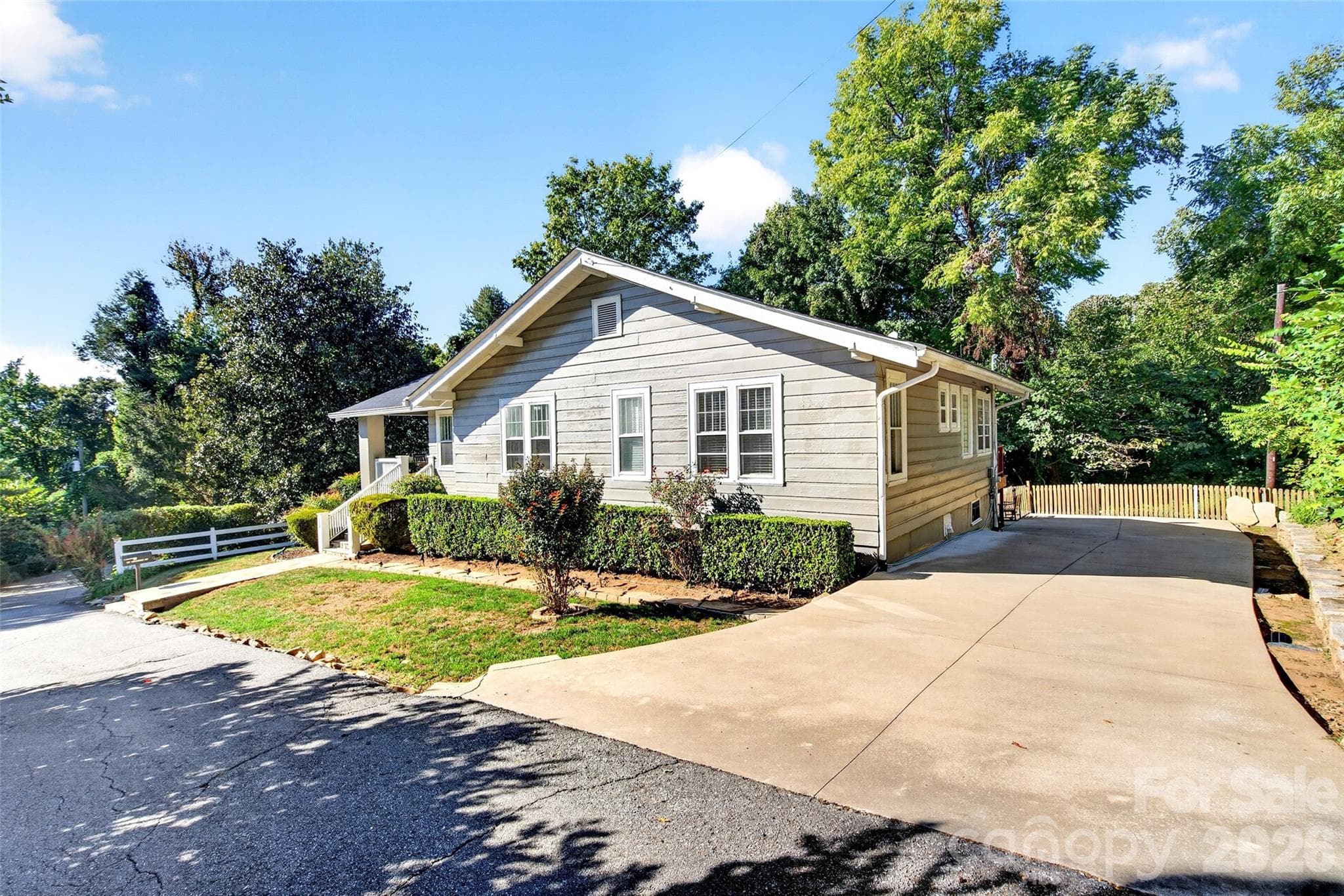 Single Family Residence at 26 Hillside Drive, Marion, photo 5 of 48