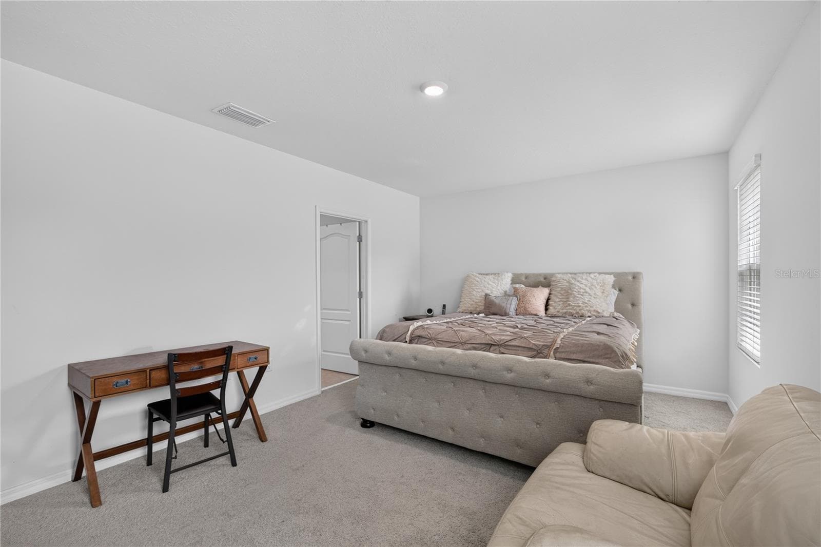 Single Family Residence at 488 PELHAM PARK DR, DELAND, photo 17 of 40