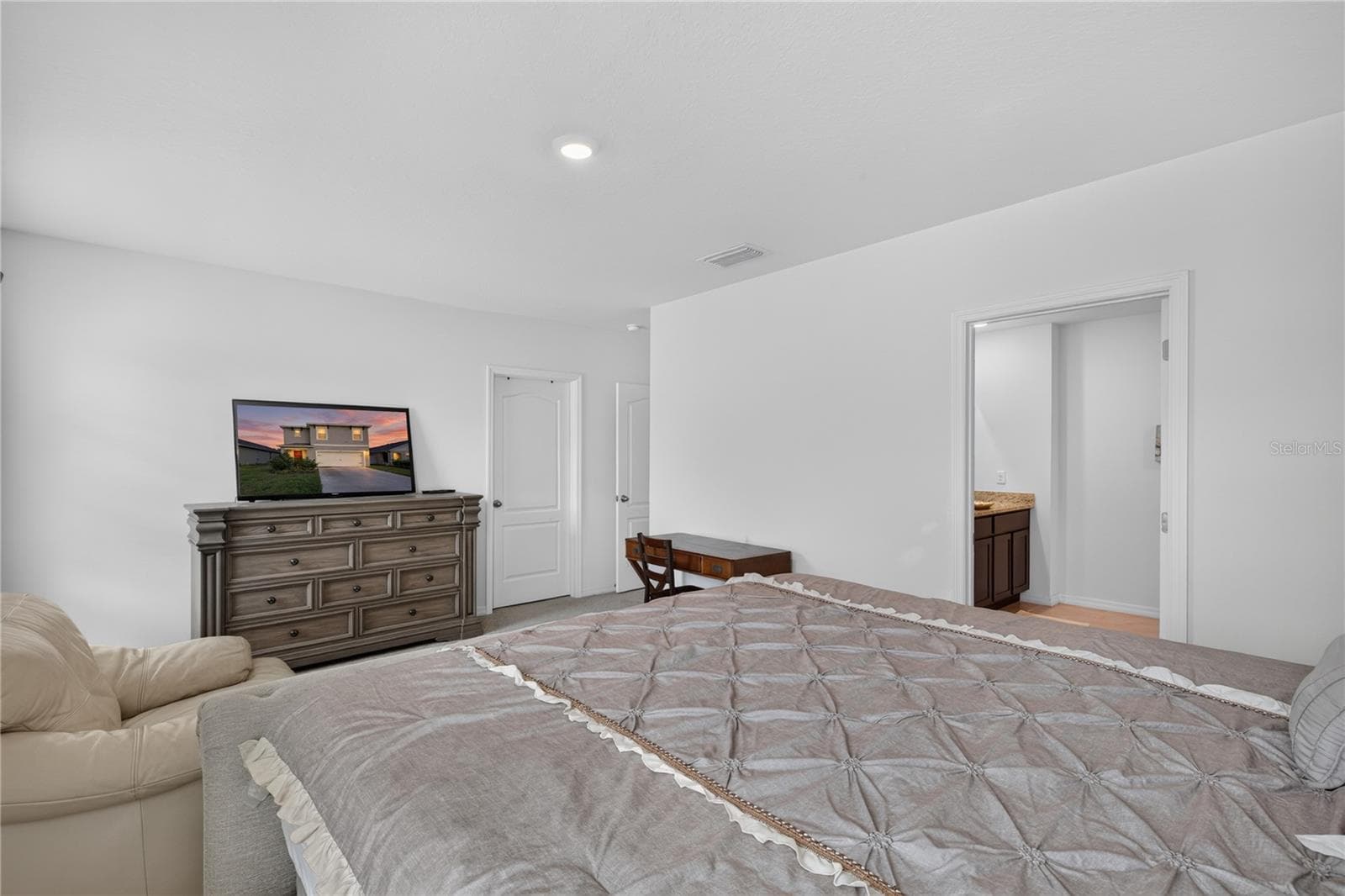 Single Family Residence at 488 PELHAM PARK DR, DELAND, photo 19 of 40