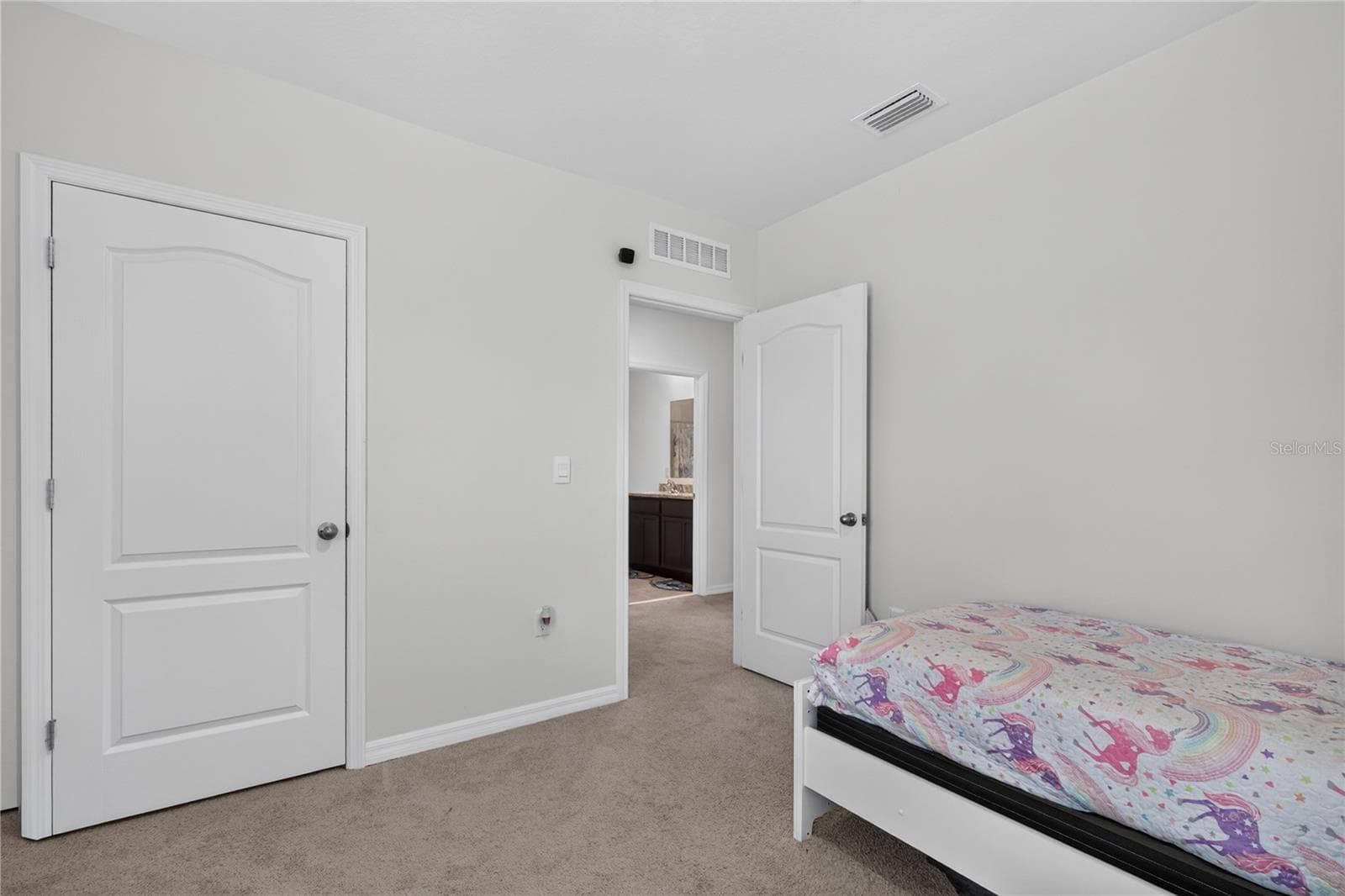 Single Family Residence at 488 PELHAM PARK DR, DELAND, photo 24 of 40