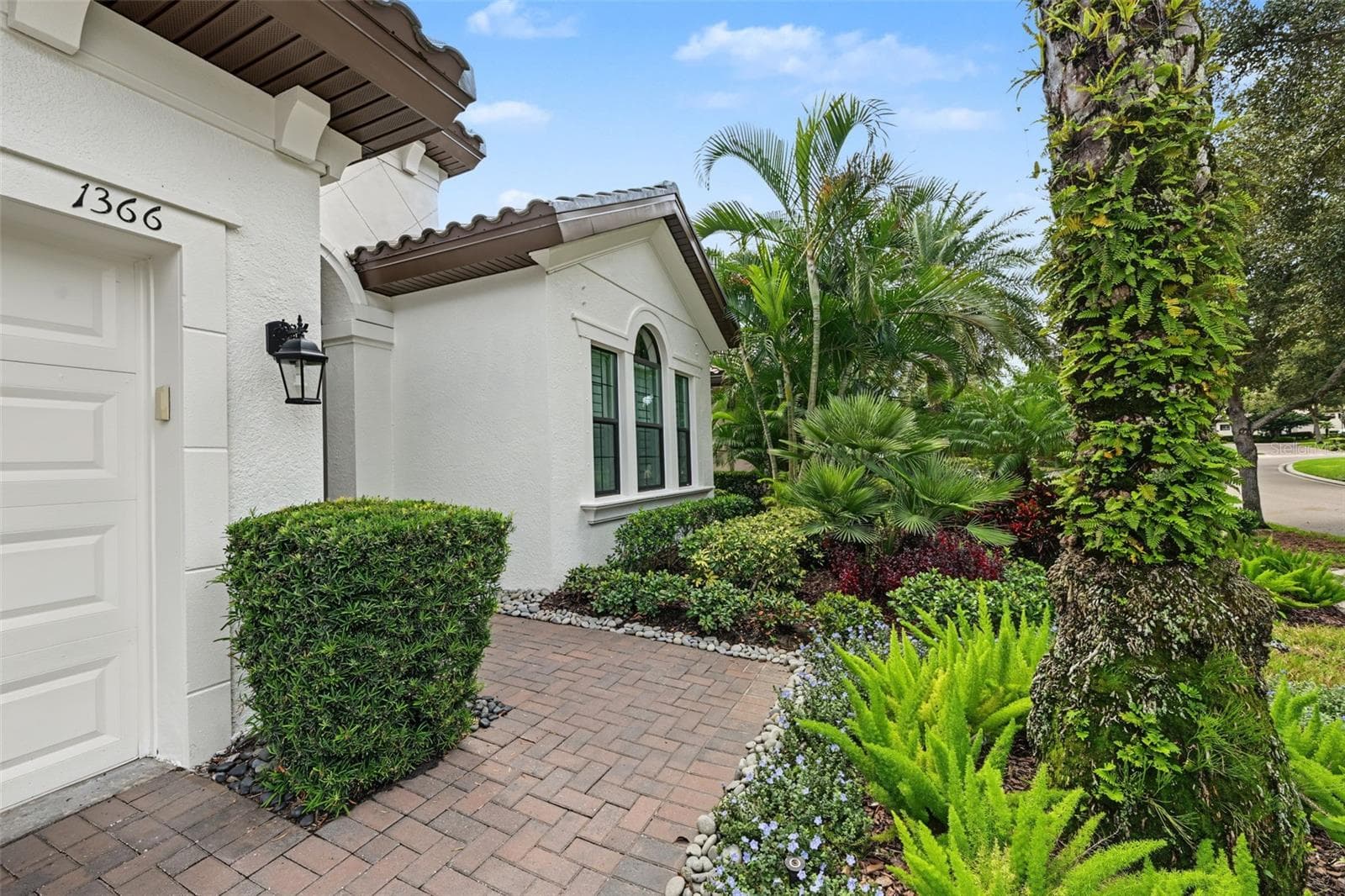 Single Family Residence at 1366 VIA VERDI DR, PALM HARBOR, photo 6 of 76