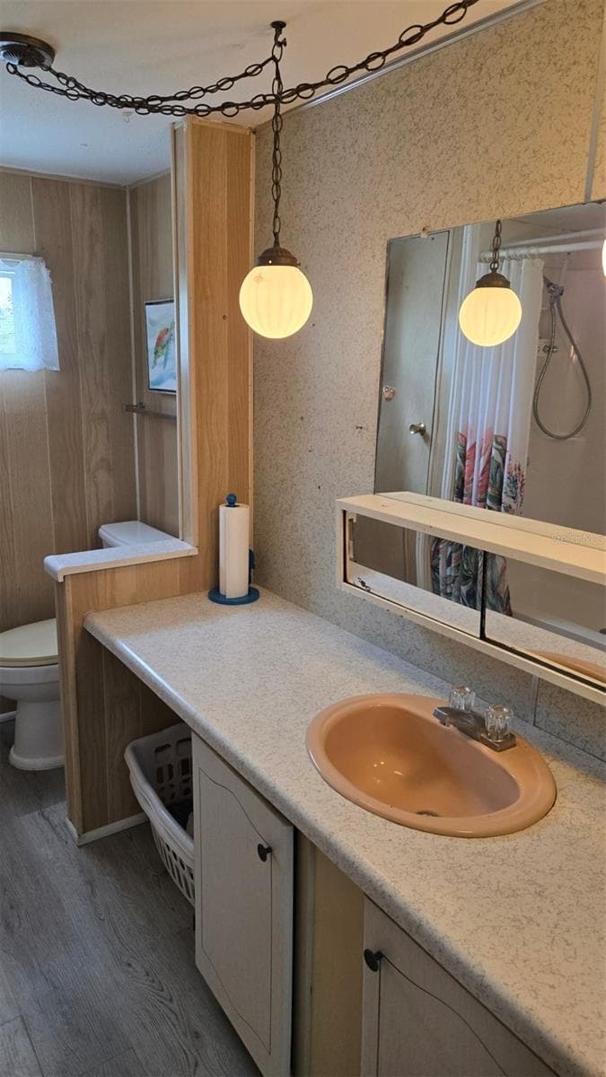 Mobile Home at 3323 BONNIE DR, ELLENTON, photo 10 of 17