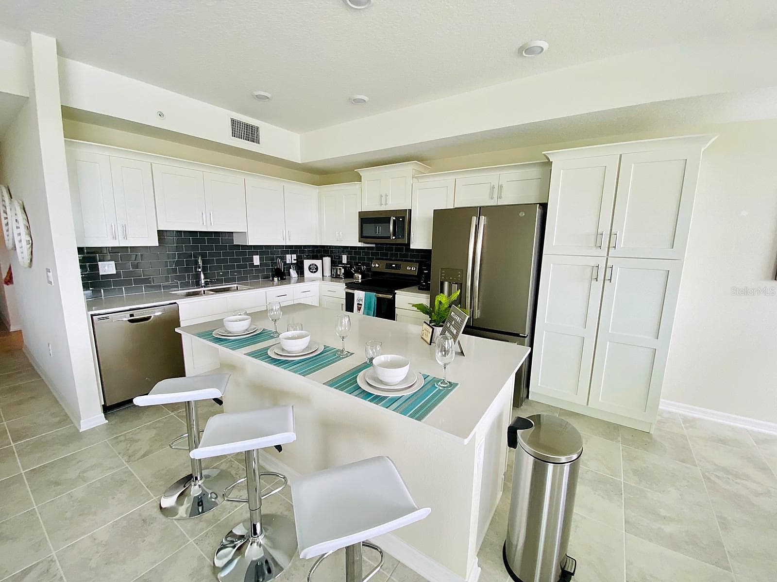 Condominium at 3121 PARADOX CIR #307, KISSIMMEE, photo 4 of 25