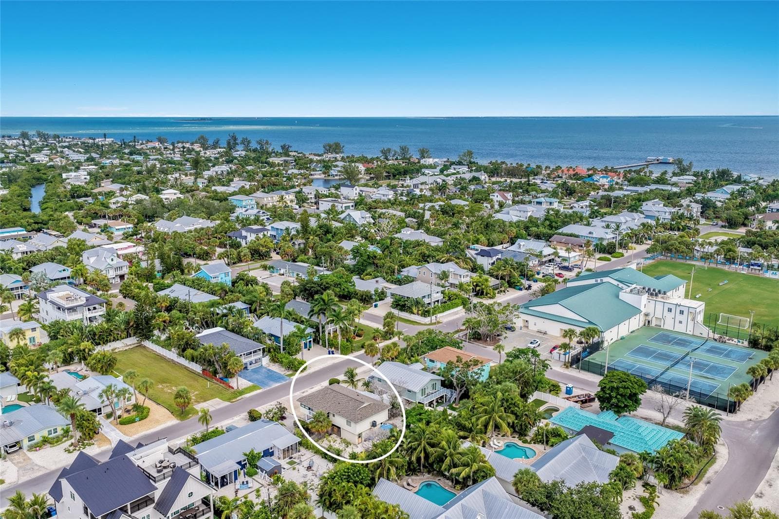 Single Family Residence at 313 MAGNOLIA AVE, ANNA MARIA, photo 3 of 30