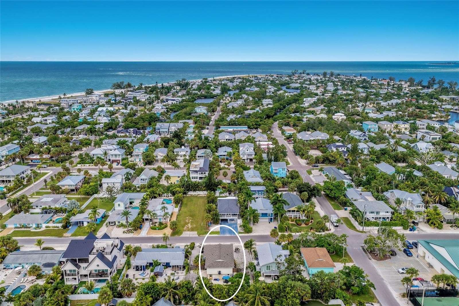 Single Family Residence at 313 MAGNOLIA AVE, ANNA MARIA, photo 4 of 30