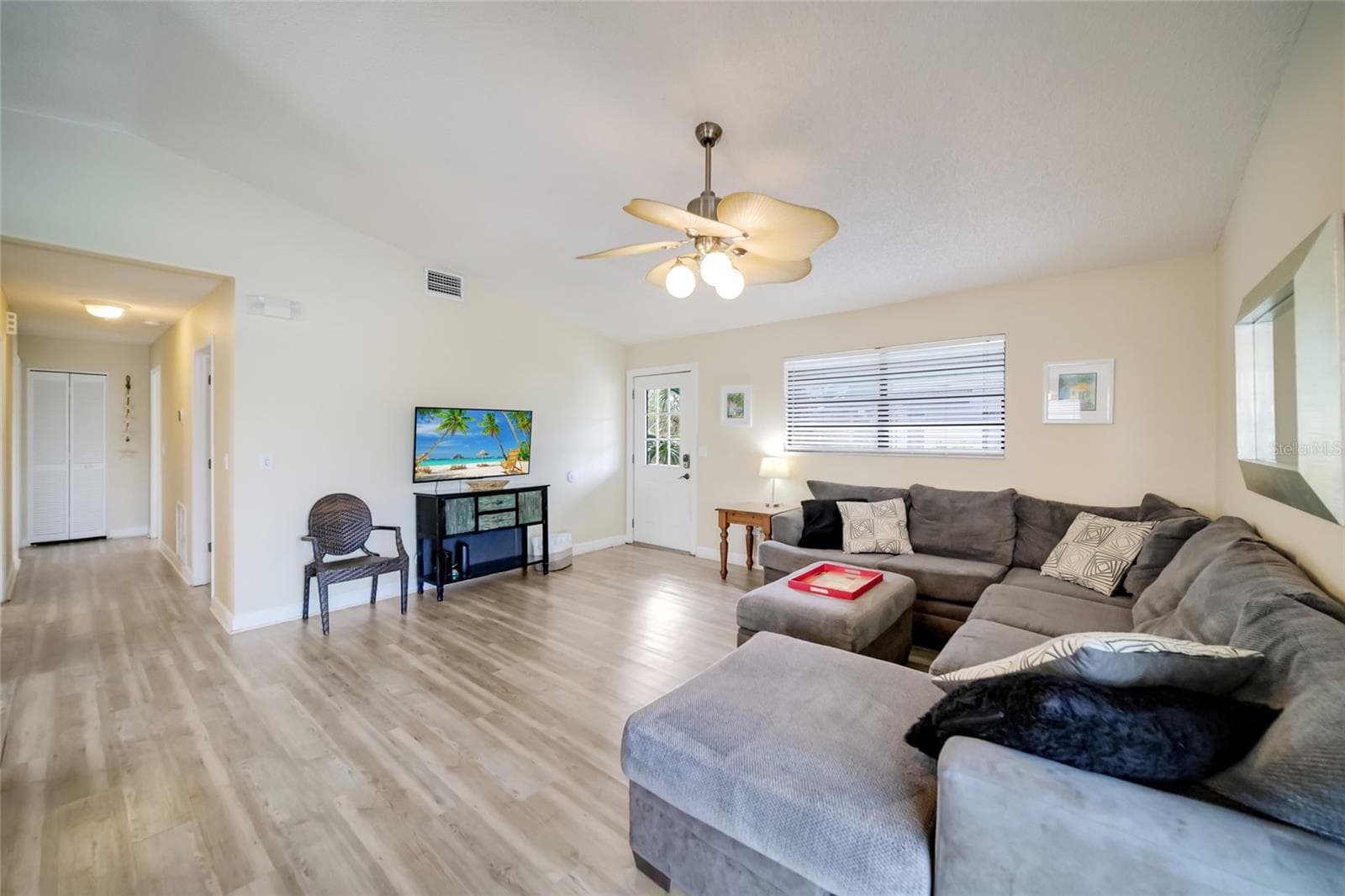 Single Family Residence at 313 MAGNOLIA AVE, ANNA MARIA, photo 7 of 30