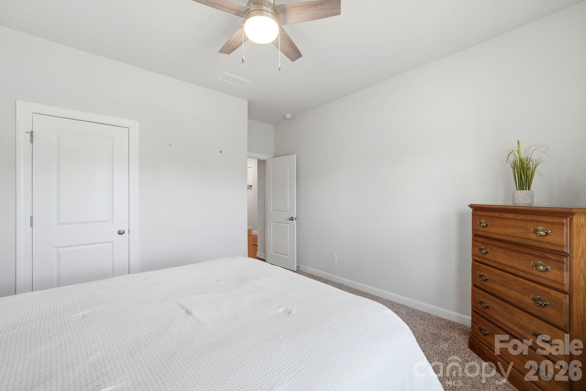Single Family Residence at 5379 Turtle Creek Drive, Denver, photo 23 of 40