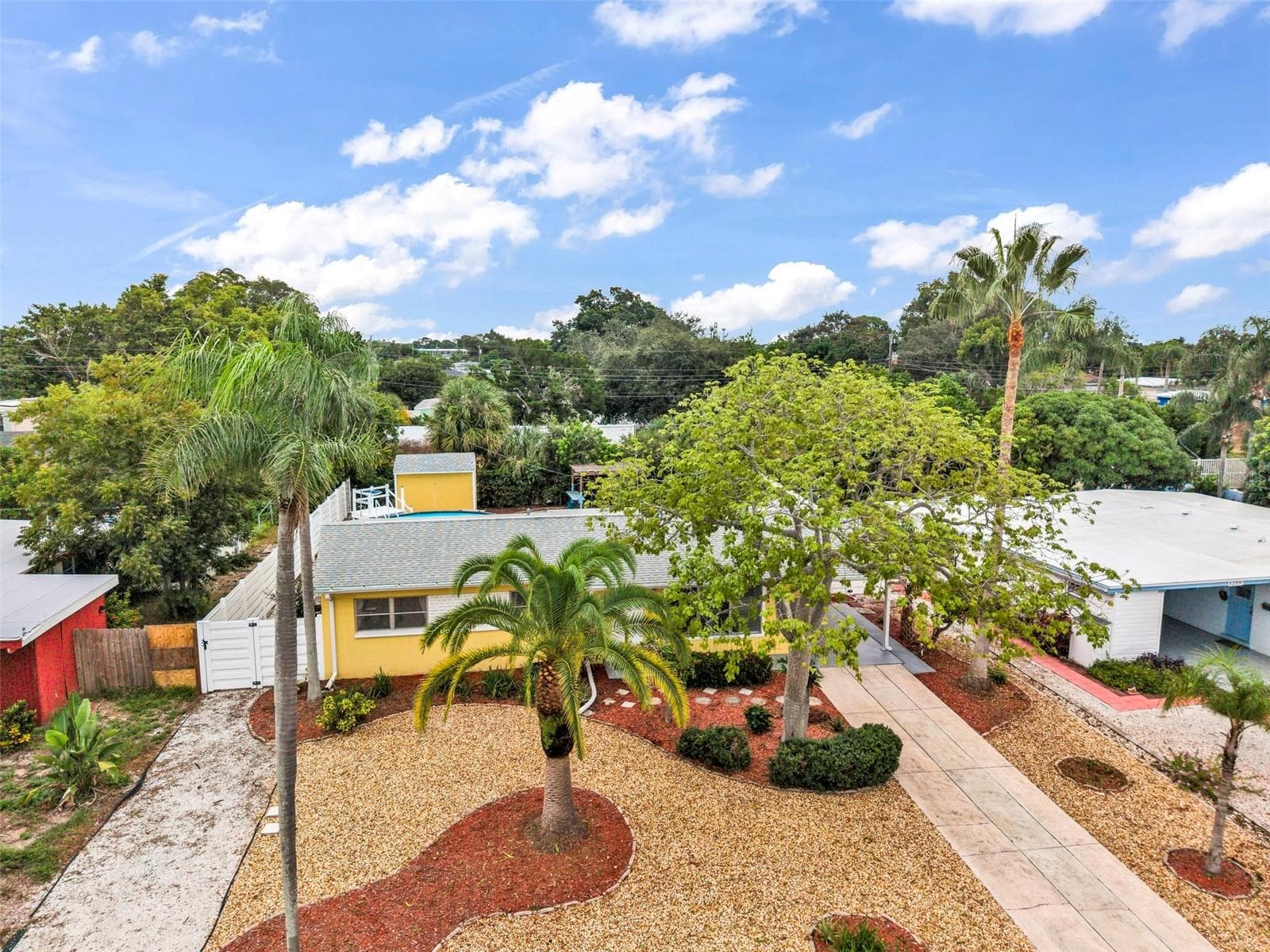 Single Family Residence at 6235 COLUMBIA DR, BRADENTON, photo 5 of 47