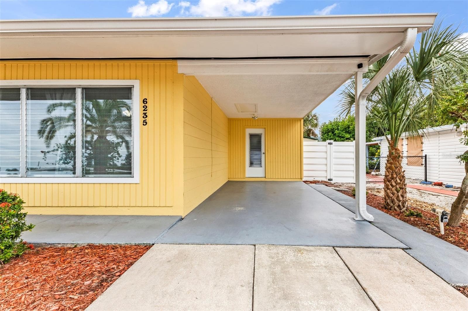 Single Family Residence at 6235 COLUMBIA DR, BRADENTON, photo 40 of 47