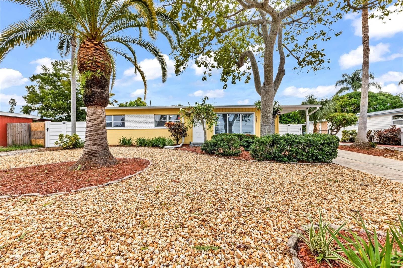 Single Family Residence at 6235 COLUMBIA DR, BRADENTON, photo 41 of 47