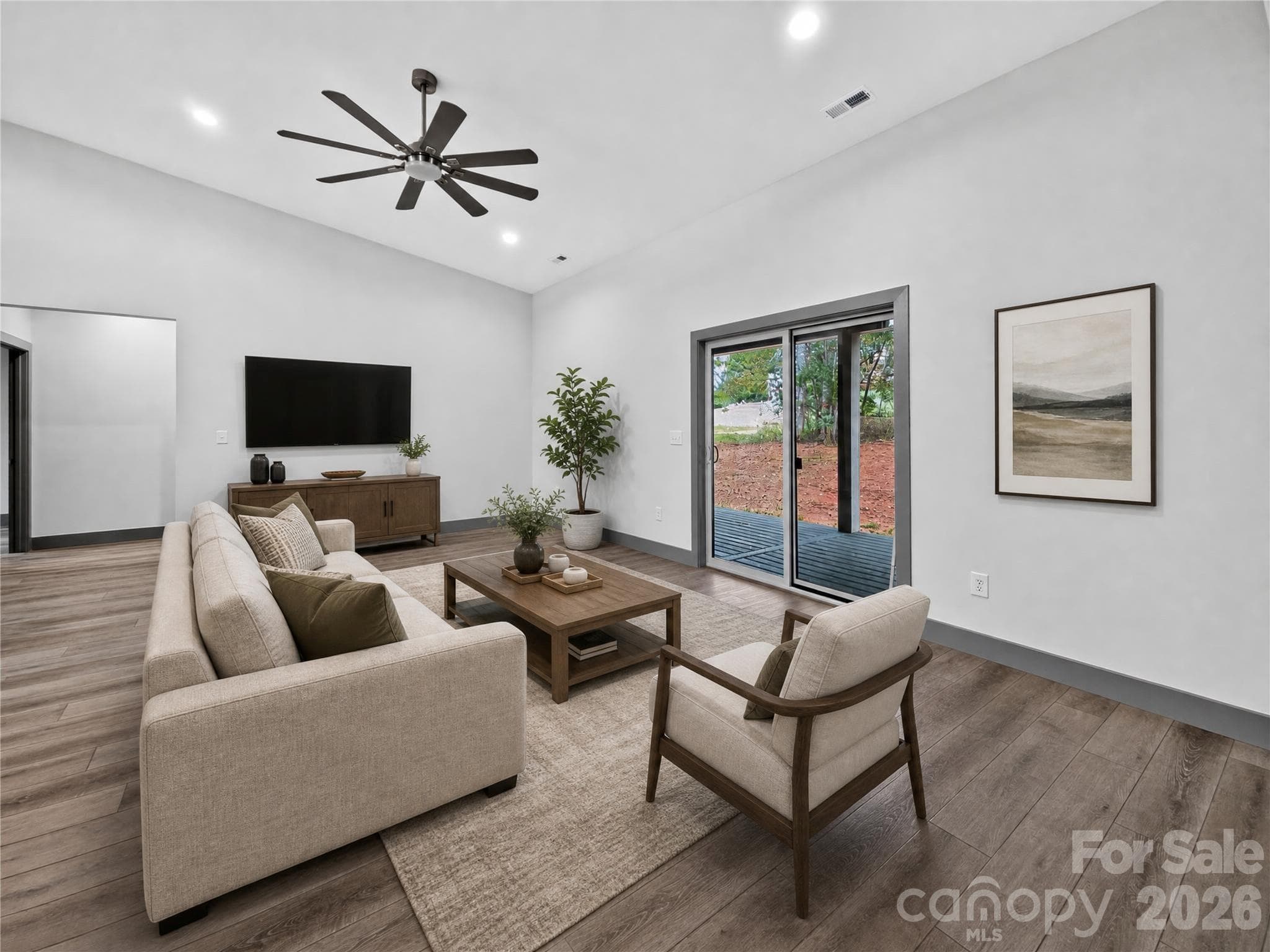 Single Family Residence at Rutherfordton, photo 14 of 45