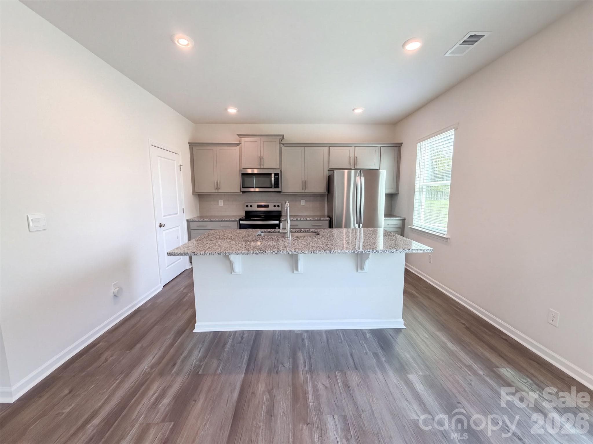 Single Family Residence at 3049 Sassafras Trail, Gastonia, photo 2 of 22
