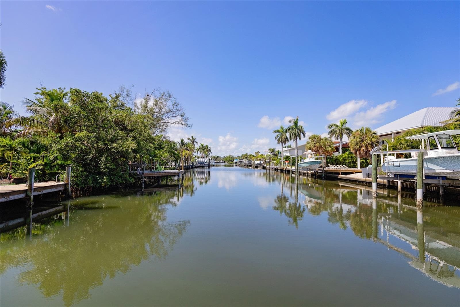 Single Family Residence at 607 S BAY BLVD, ANNA MARIA, photo 4 of 51