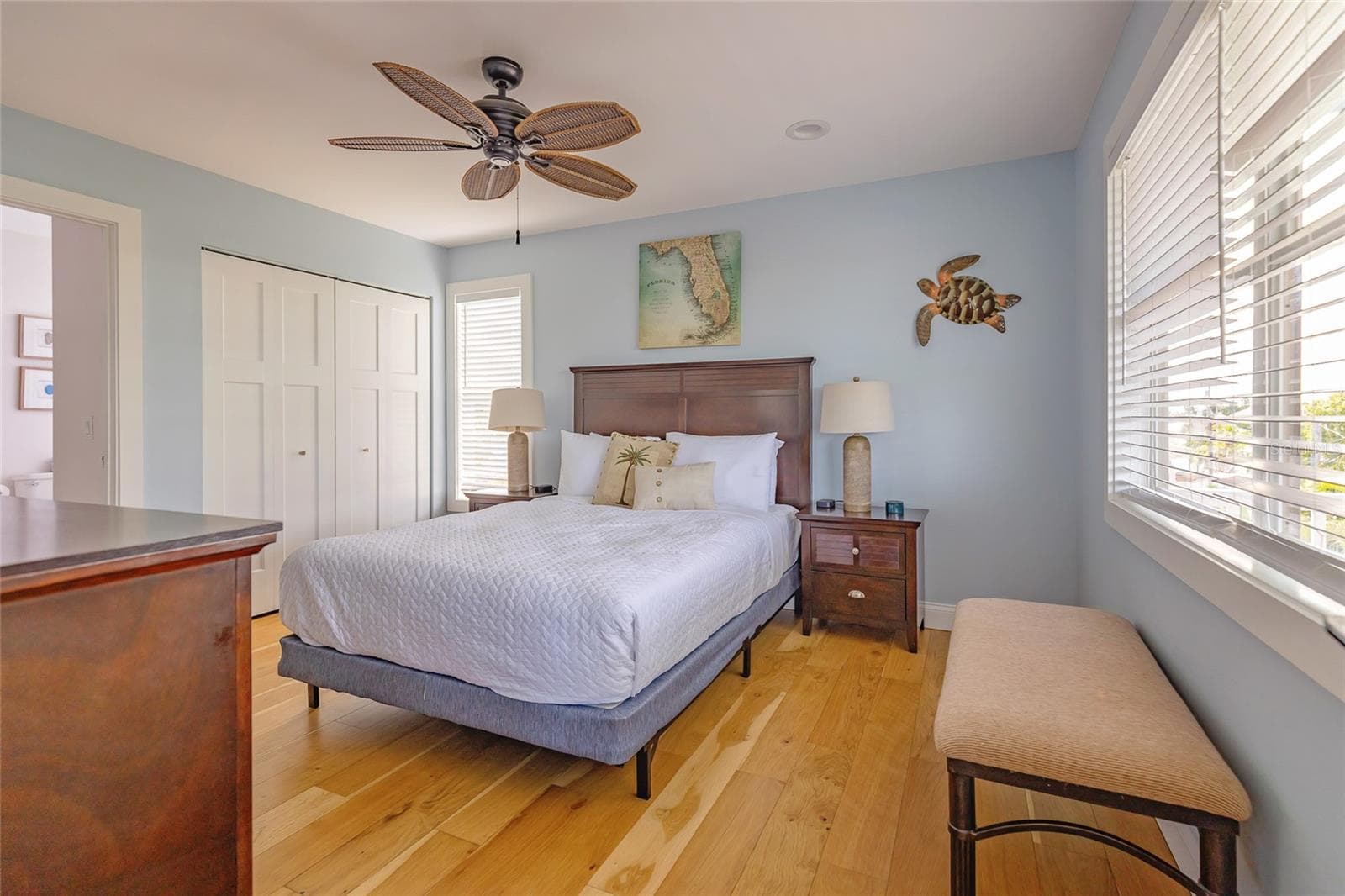 Single Family Residence at 607 S BAY BLVD, ANNA MARIA, photo 26 of 51