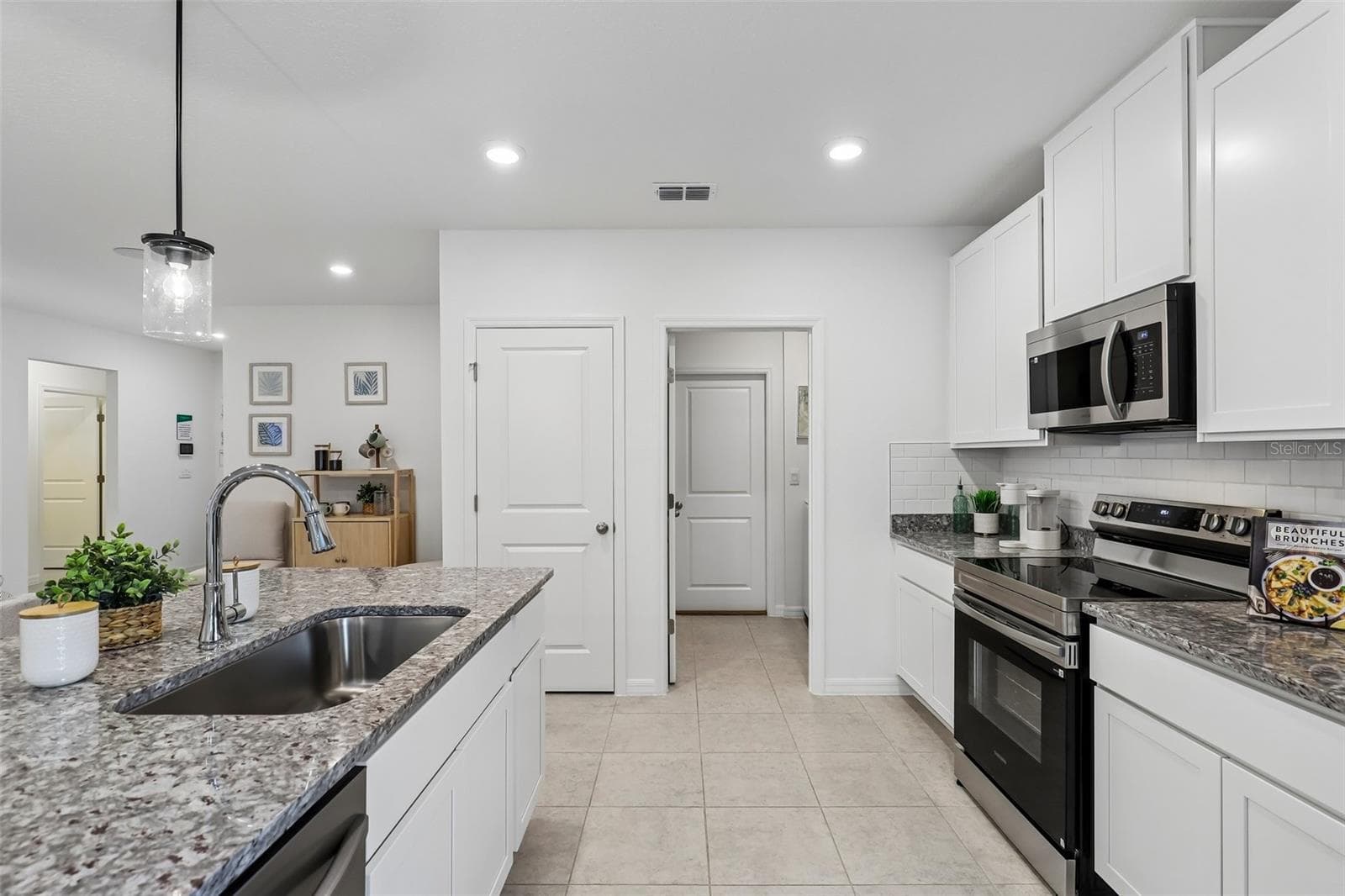 Model home - actual features may vary. - 0 CASTLE AVE, SPRING HILL