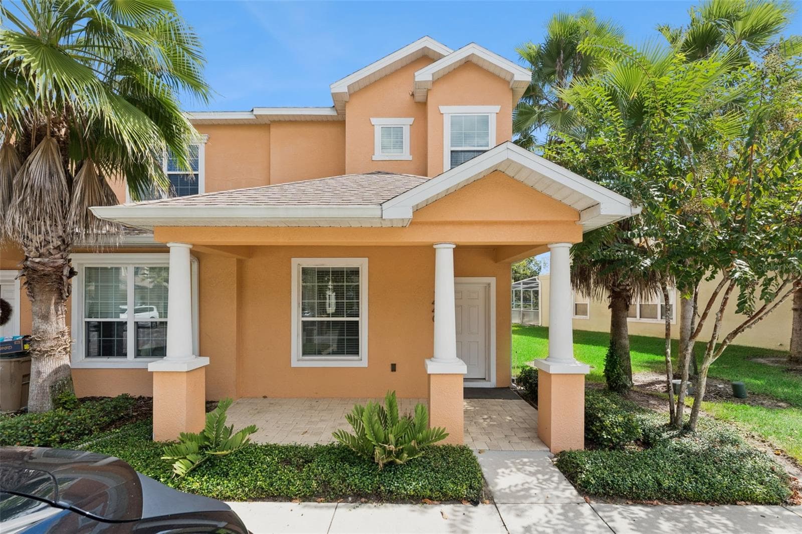 1440 RETREAT CIR
