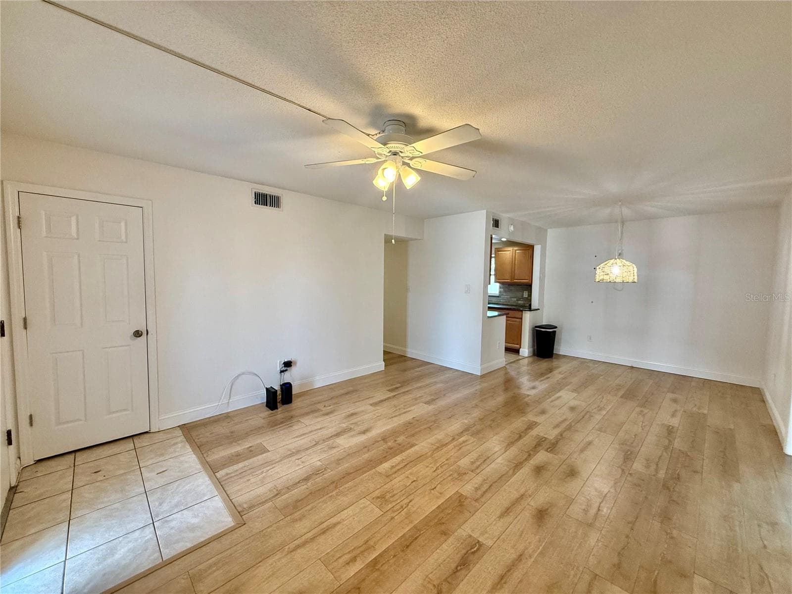 Condominium at 1960 UNION ST #41, CLEARWATER, photo 4 of 28