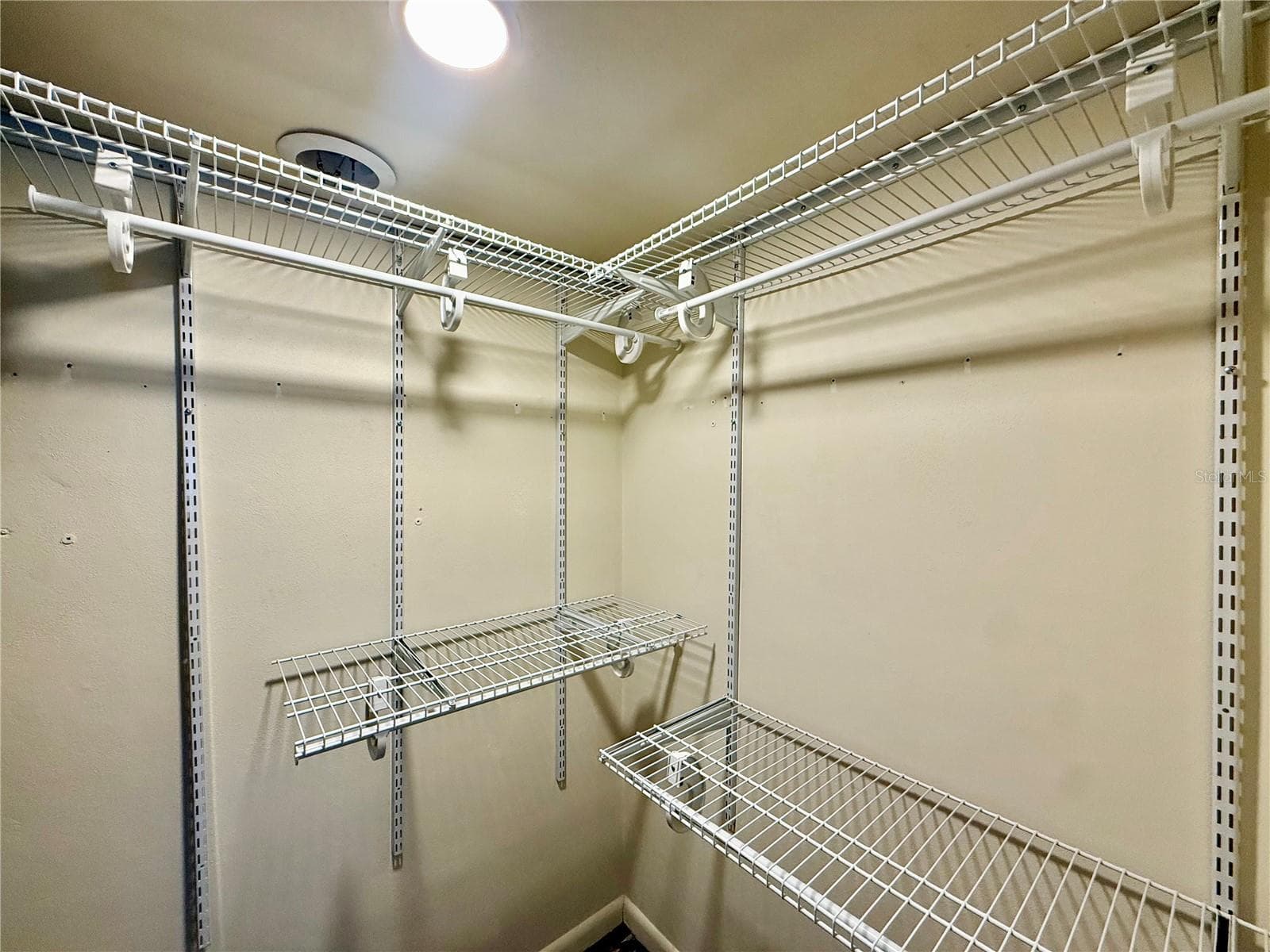 Condominium at 1960 UNION ST #41, CLEARWATER, photo 19 of 28