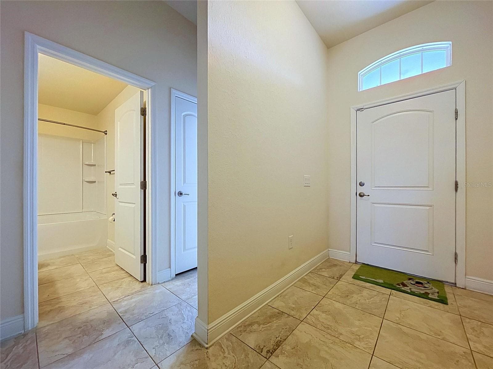 FOYER - 7029 WIREVINE DR, BROOKSVILLE