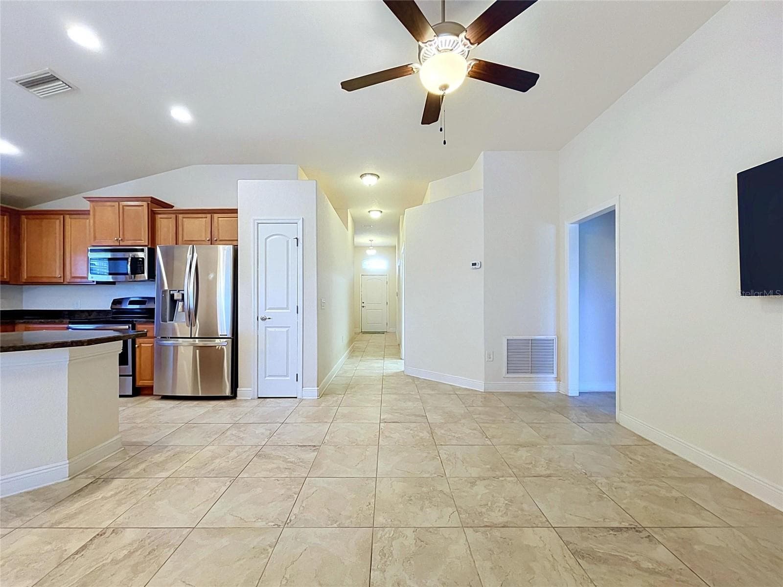 LIVING AREA - 7029 WIREVINE DR, BROOKSVILLE