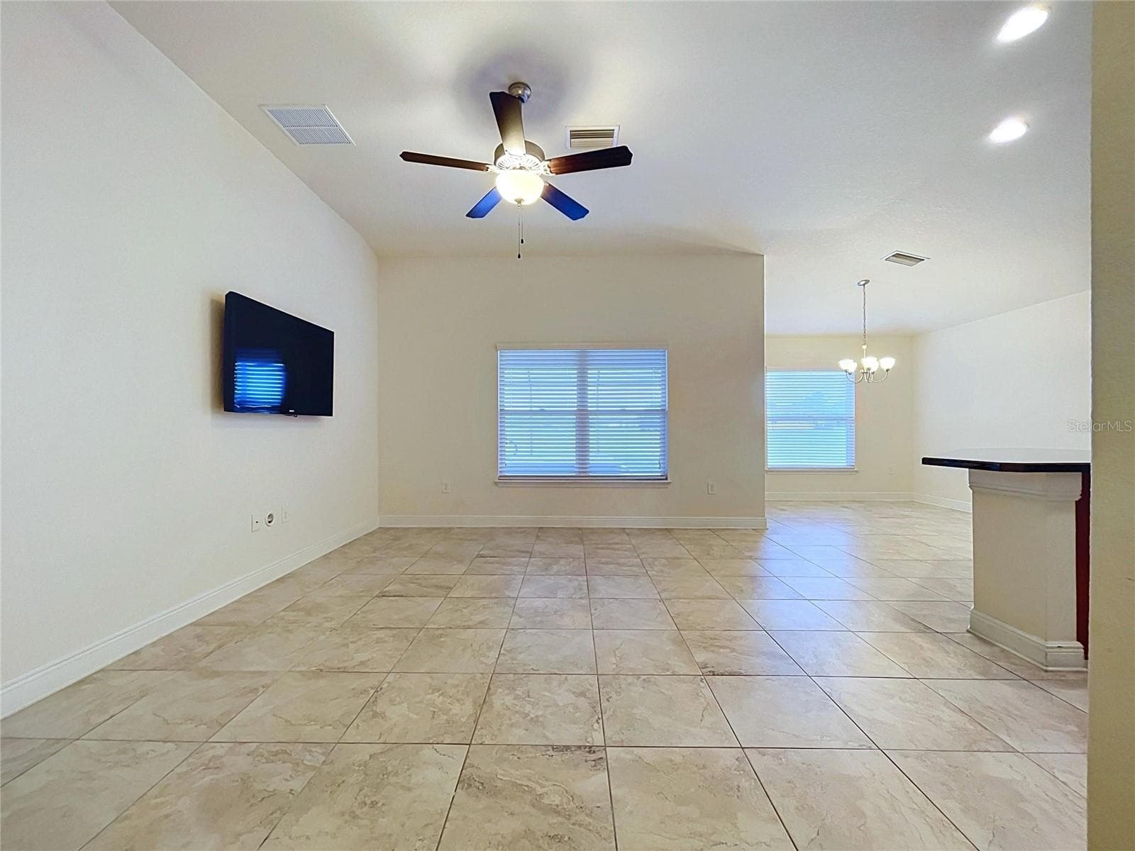 LIVING AREA - 7029 WIREVINE DR, BROOKSVILLE