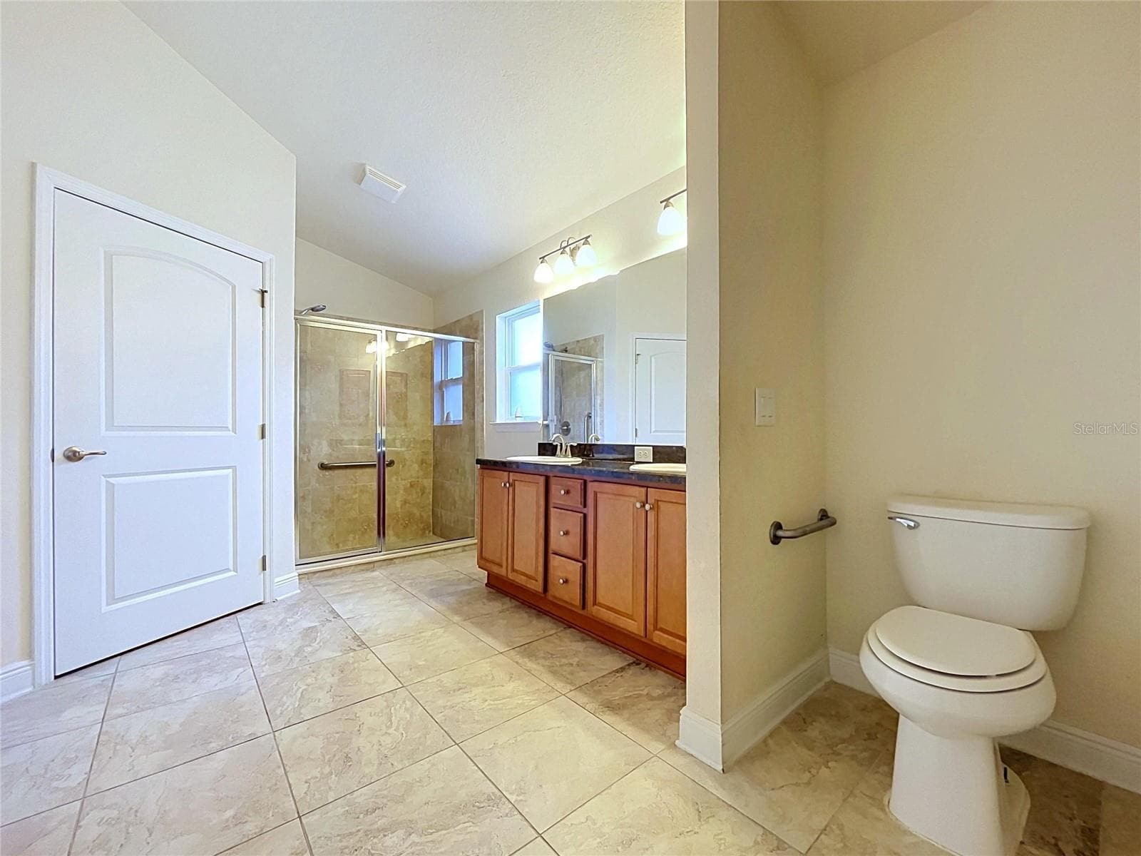 PRIMARY BATHROOM - 7029 WIREVINE DR, BROOKSVILLE